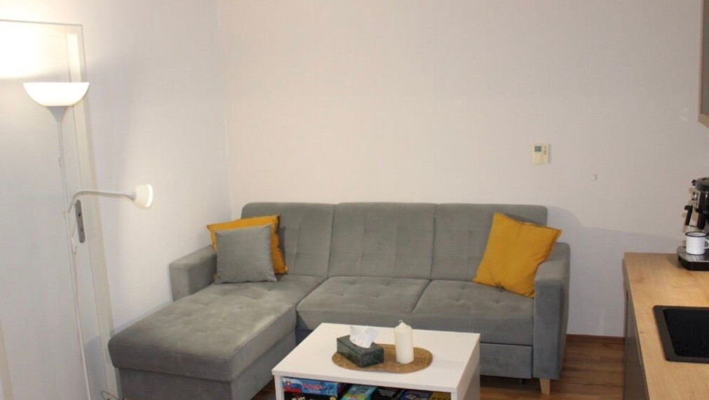 Na prenájom priestranný 2i byt s veľkým balkónom, Bratislava IV TOP