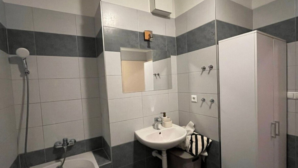 Na prenájom priestranný 2i byt s veľkým balkónom, Bratislava IV TOP