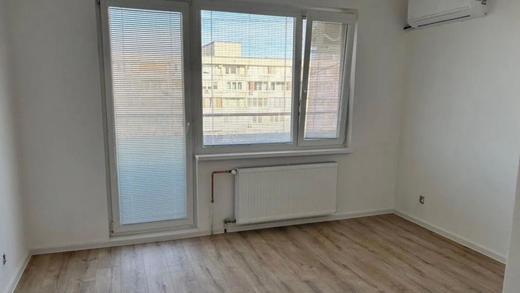 Na predaj kompletne prerobená dvojgarsónka na Začiatku Petržalky, Bratislava V TOP 