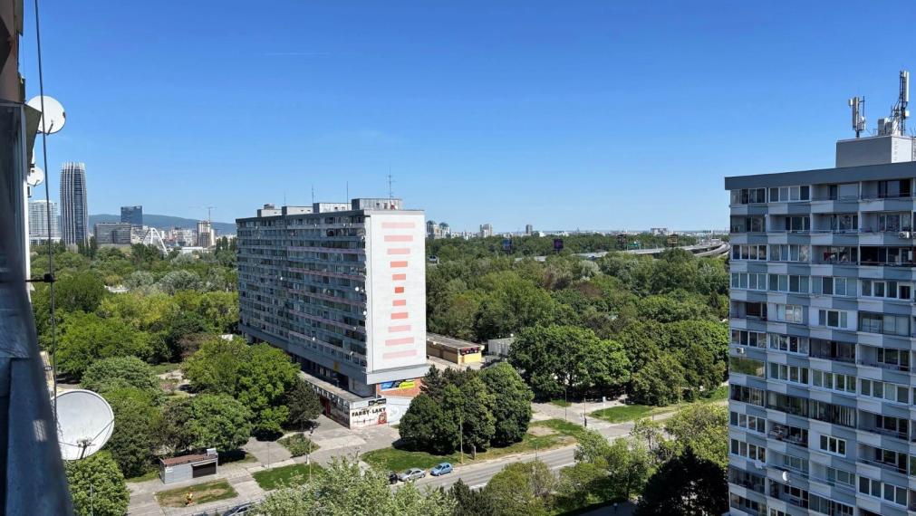 Na predaj kompletne prerobená dvojgarsónka na Začiatku Petržalky, Bratislava V TOP 