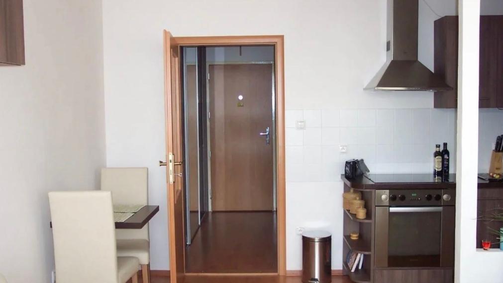 Na predaj 1,5-izbový byt o výmere 40 m2, Bratislava V TOP