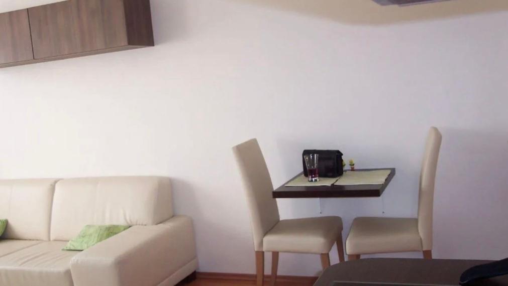 Na predaj 1,5-izbový byt o výmere 40 m2, Bratislava V TOP