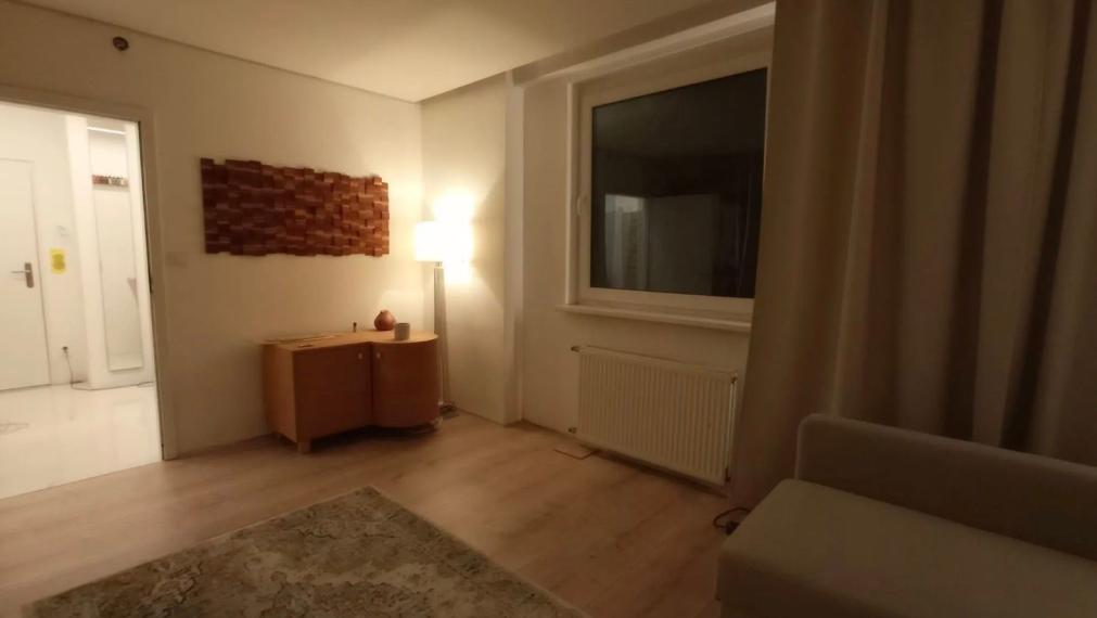 Na predaj útulný a prakticky riešený 1-izbový byt po kompletnej rekonštrukcii, Bratislava I TOP