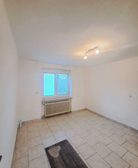 Na predaj slnečný 1-izbový byt vo výbornej a pokojnej lokalite, Bratislava II TOP