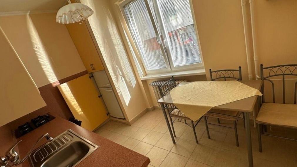 Na prenájom útulný a priestranný 2-izbový byt s výmerou 60 m2, Bratislava I TOP