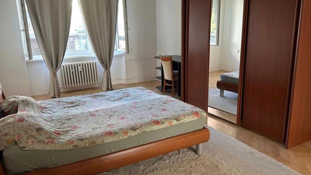 Na prenájom útulný a priestranný 2-izbový byt s výmerou 60 m2, Bratislava I TOP
