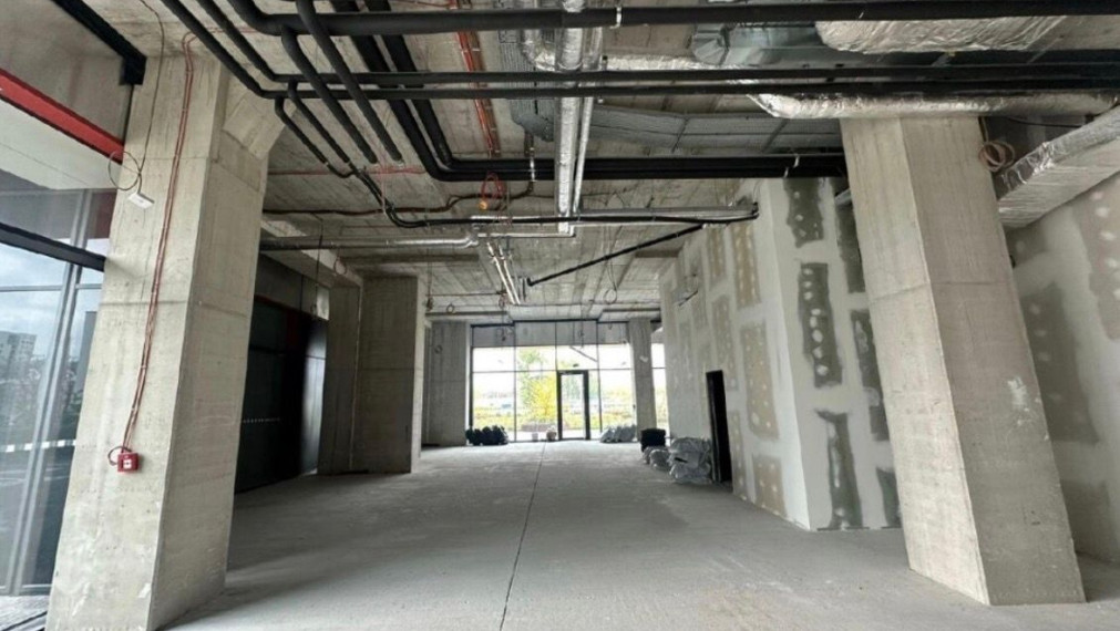 Na prenájom atraktívny komerčný priestor s výmerou 324 m2 v modernej novostavbe, BA II TOP