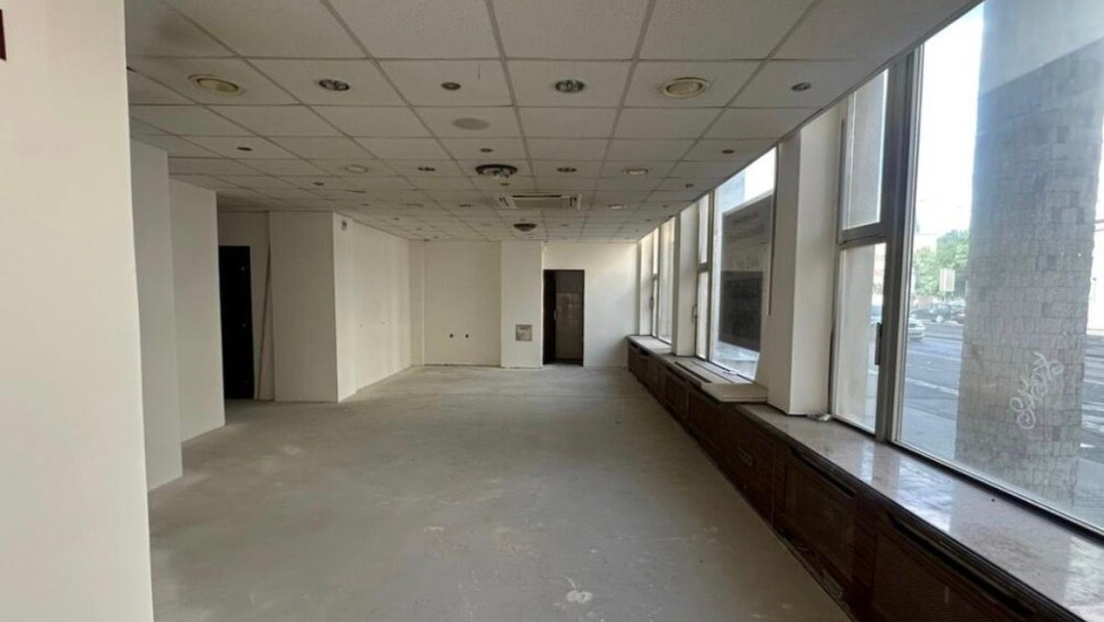 Na prenájom reprezentatívny obchodný priestor s výmerou 445 m2, Bratislava I TOP