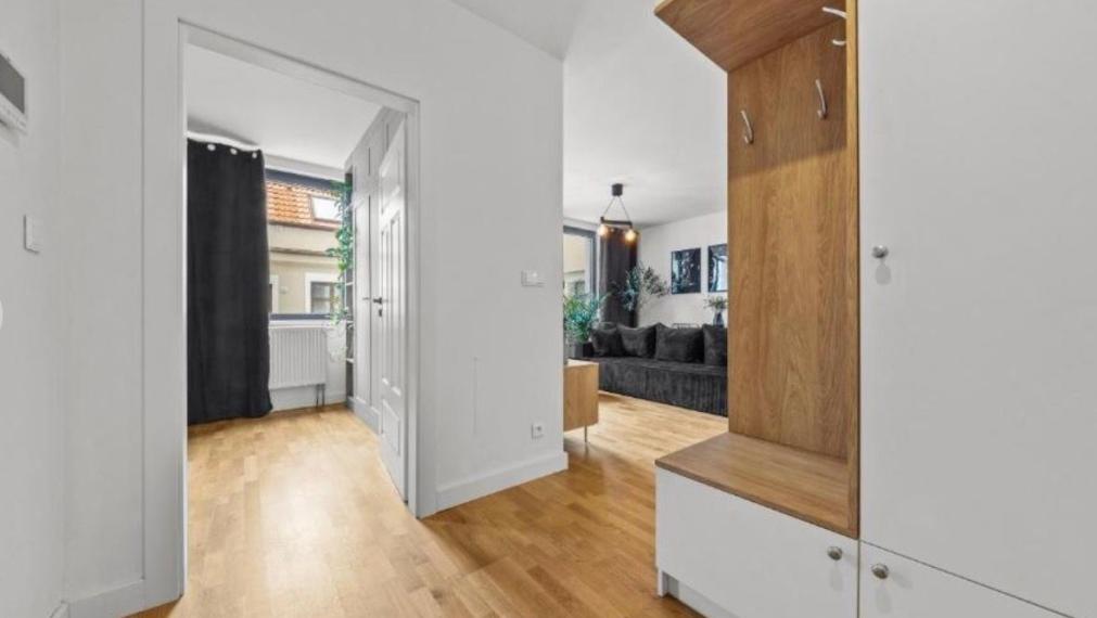 Na prenájom moderný, kompletne zariadený 2-izbový apartmán v novostavbe 