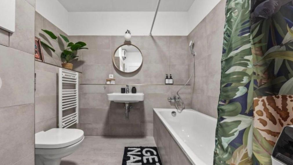 Na prenájom moderný, kompletne zariadený 2-izbový apartmán v novostavbe 