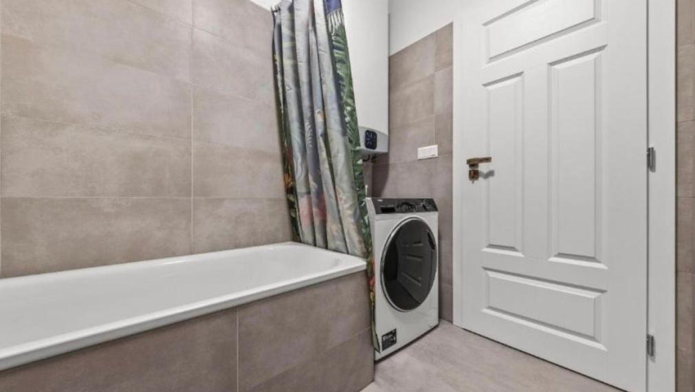 Na prenájom moderný, kompletne zariadený 2-izbový apartmán v novostavbe 