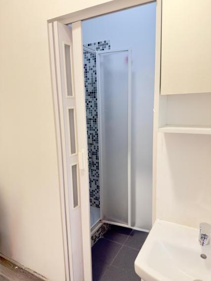 PRENÁJOM – Komerčný priestor 56 m², Panónska cesta, pri OC Danubia