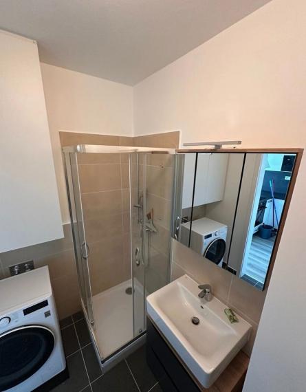 Na prenájom kompletne zariadený a klimatizovaný 1-izbový byt s balkónom, Bratislava V TOP