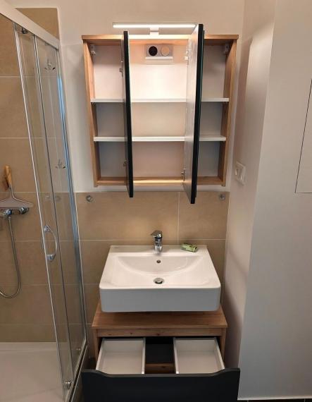 Na prenájom kompletne zariadený a klimatizovaný 1-izbový byt s balkónom, Bratislava V TOP
