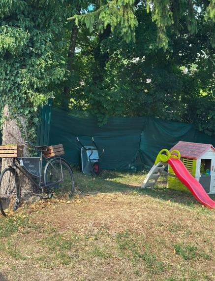 Na predaj záhradná chatka v pokojnej lokalite, Bratislava IV TOP