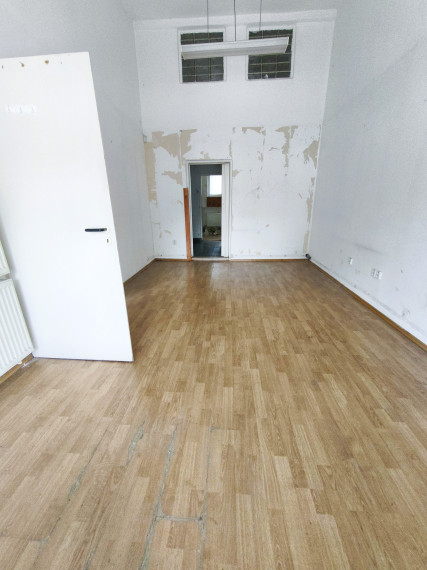 Na prenájom nebytový / obchodný priestor vhodný na široké spektrum využitia, Bratislava II TOP