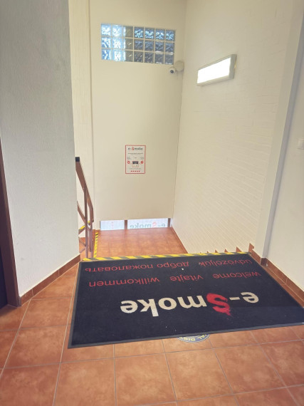 OBCHODNÝ PRIESTOR – NÁMESTIE HRANIČIAROV, BRATISLAVA 100 m² | samostatná budova | TOP