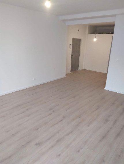 Veľkorysý 4-izbový byt na Krížnej s 2 loggiami