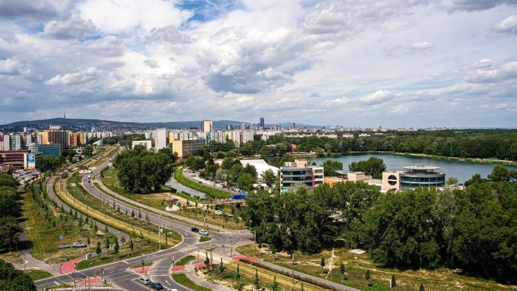 Svetlý 1-izbový byt po kompletnej rekonštrukcii v Petržalke, Bratislava V TOP
