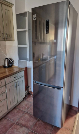 Na dlhodobý prenájom priestranný a svetlý 4-izbový byt s výmerou 120 m2