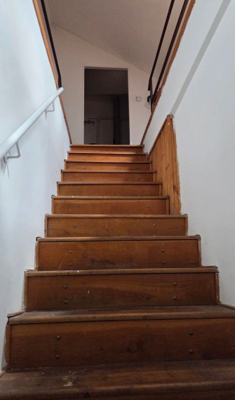 Na dlhodobý prenájom priestranný a svetlý 4-izbový byt s výmerou 120 m2