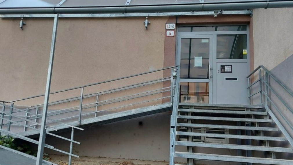 Na dlhodobý prenájom priestranný a kompletne zrekonštruovaný 3-izbový byt, BA II TOP