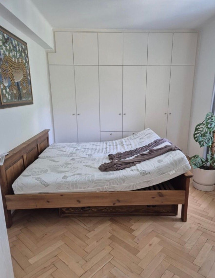 Na prenájom priestranný, svetlý a kvalitne zariadený 3-izbový byt - Bratislava I