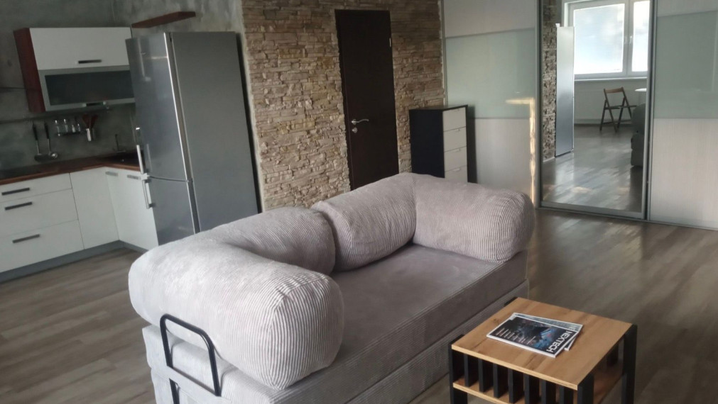 Na prenájom svetlý, kompletne zariadený byt s výmerou 41 m2, Bratislava V TOP