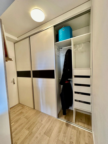 Na prenájom moderný 2-izbový byt s parkovaním – Bratislava, Kramáre TOP