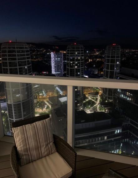 Na prenájom luxusný, reprezentatívny a kompletne zariadený 3-izbový byt v Panorama City, TOP
