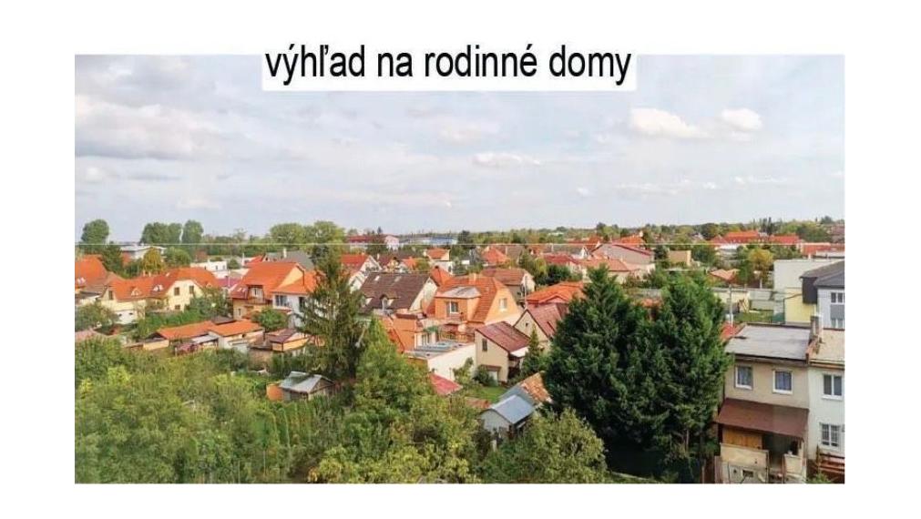 Na predaj priestranný, slnečný a kompletne zrekonštruovaný 3-izbový byt