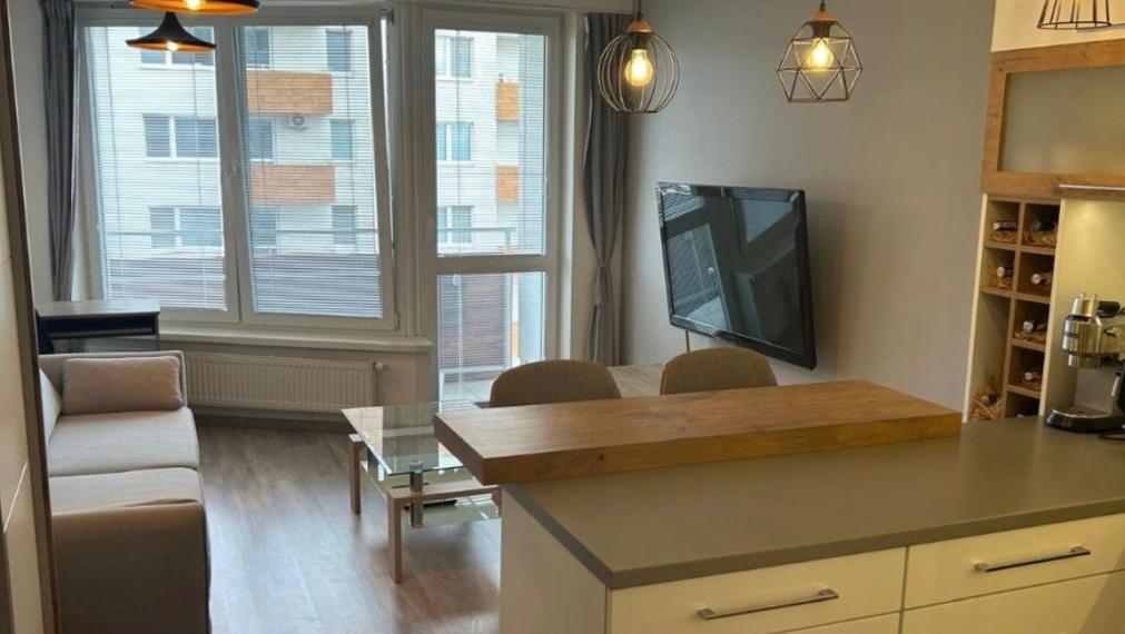 Na prenájom výborne dispozične riešený 1,5 izbový byt, Bratislava III TOP 