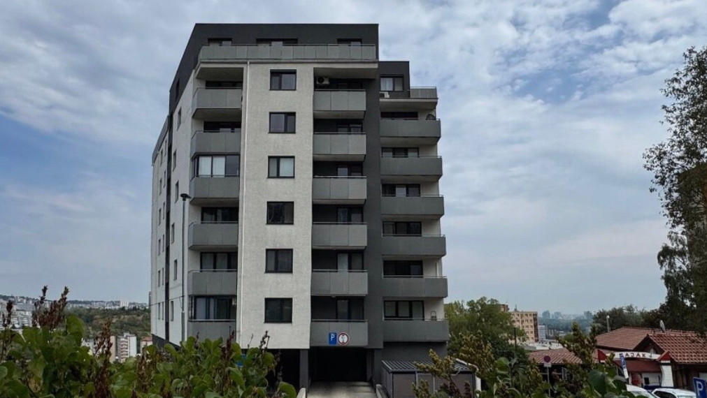 Na prenájom priestranný a svetlý 2-izbový byt s výmerou 52 m2