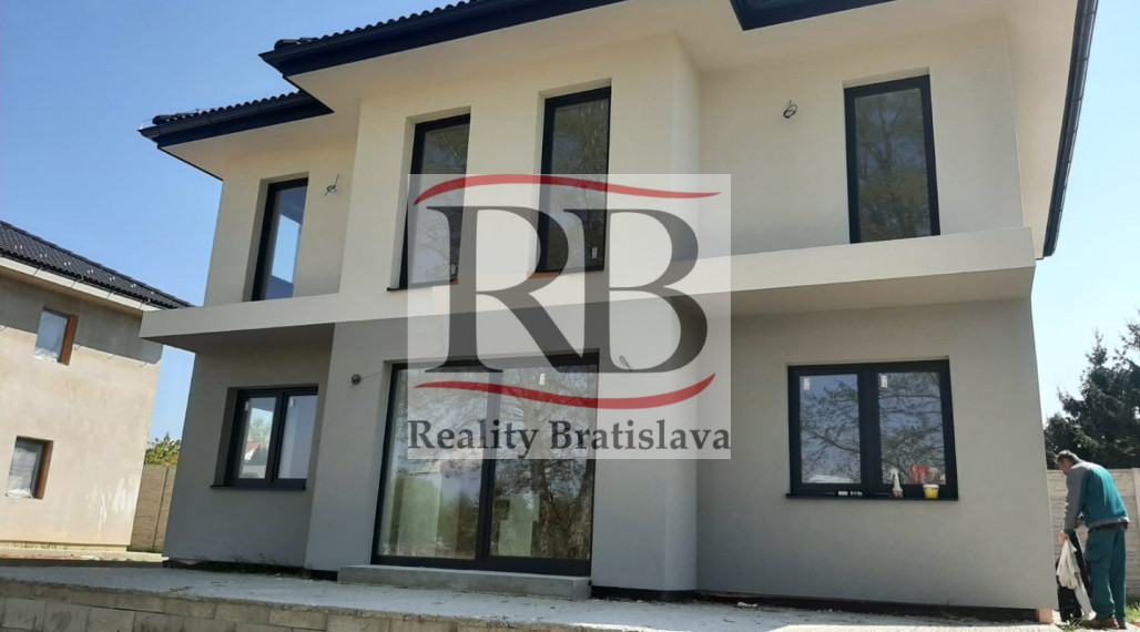 Rodinný dom na predaj - Jakubov