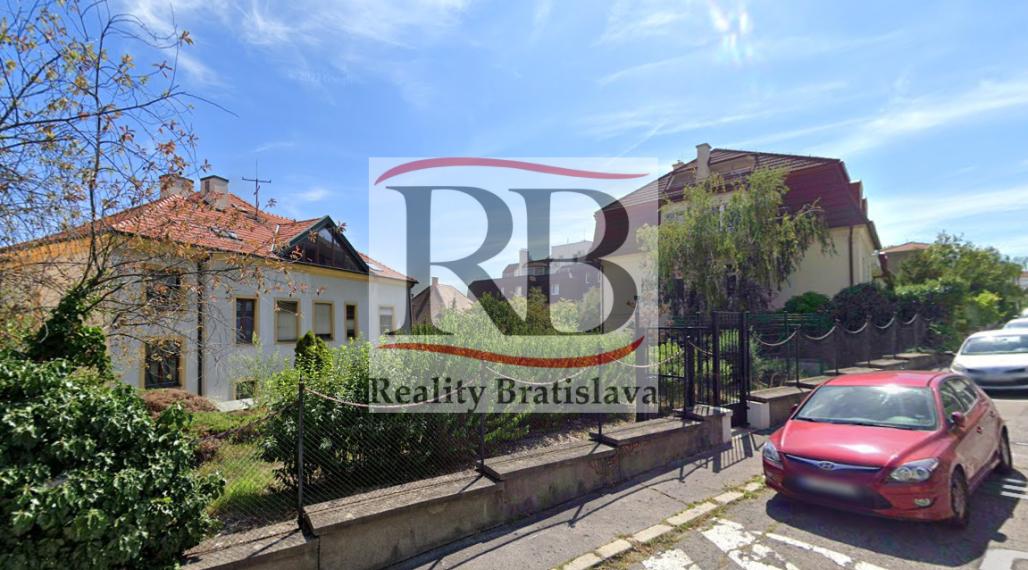 Historická budova na PREDAJ, Palisády, BA – Staré Mesto