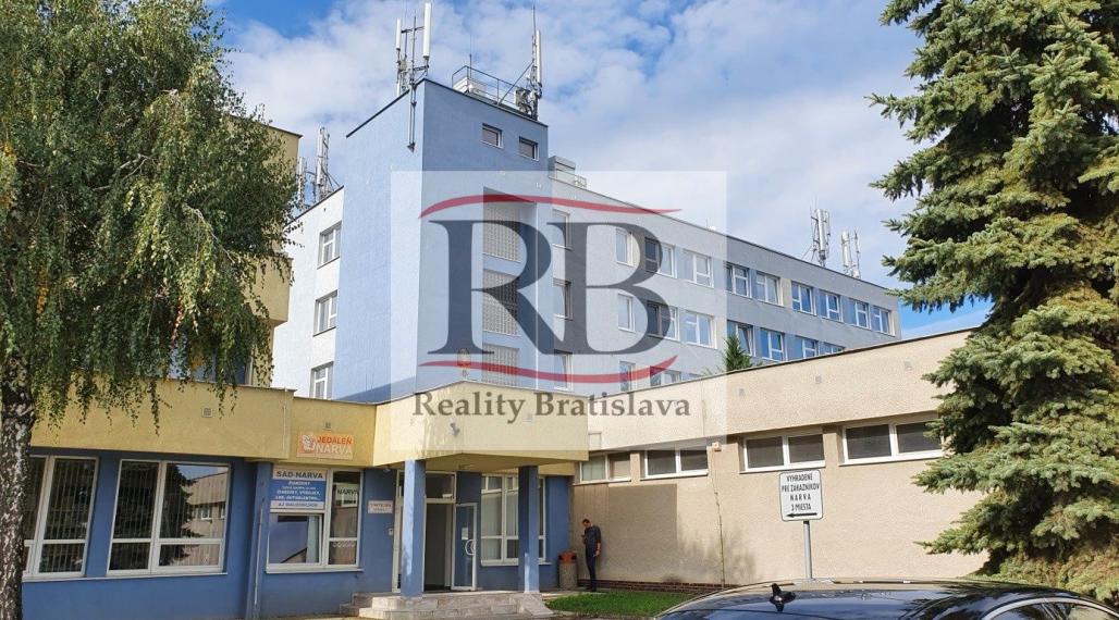 Prenájom kancelárskych a prevádzkových priestorov s parkovaním po kompletnej rekonštrukcii