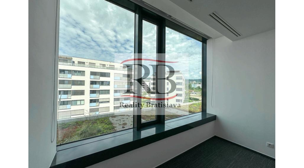 49m2 moderný kancelársky priestor na Račianskej, Reding Tower
