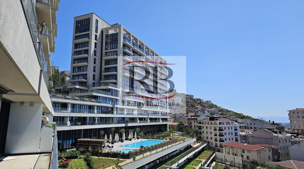 Na kľúč pripravené byty s výhľadom na more v bezpečnom komplexe v Istanbule, Maltepe