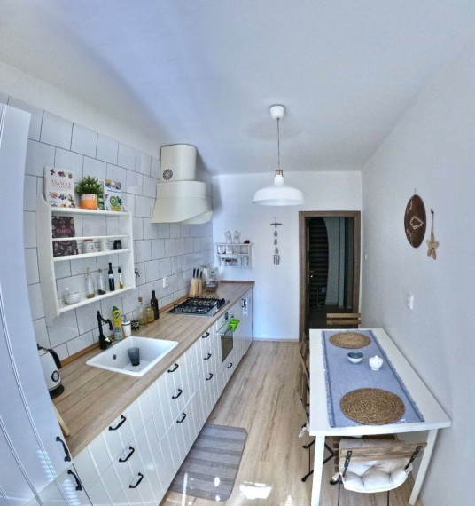 Štýlový 2-izbový byt na prenájom v srdci Ružinova – Ružová dolina (59 m²)