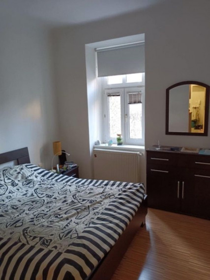 Na prenájom priestranný dvojizbový byt na Kalinčiakovej ulici