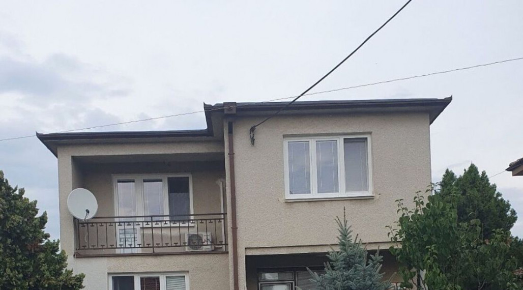 Na predaj - rodinný dom s bazénom , Malinovo TOP