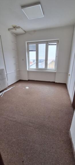 Kancelárske priestory v blízkosti centra mesta Galanta