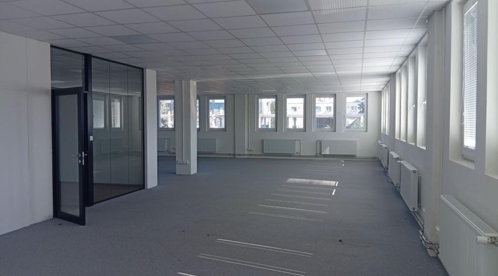 Zrekonštruované administratívne priestory ,Trenčín, Zámostie