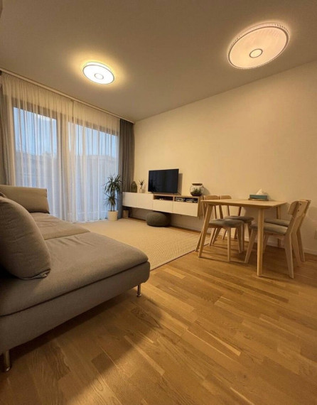 Byt na prenájom - ul. Rudolfa Mocka, Bratislava IV TOP