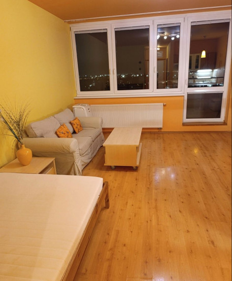 Útulný 1 izbový byt na Tomášikovej ulici