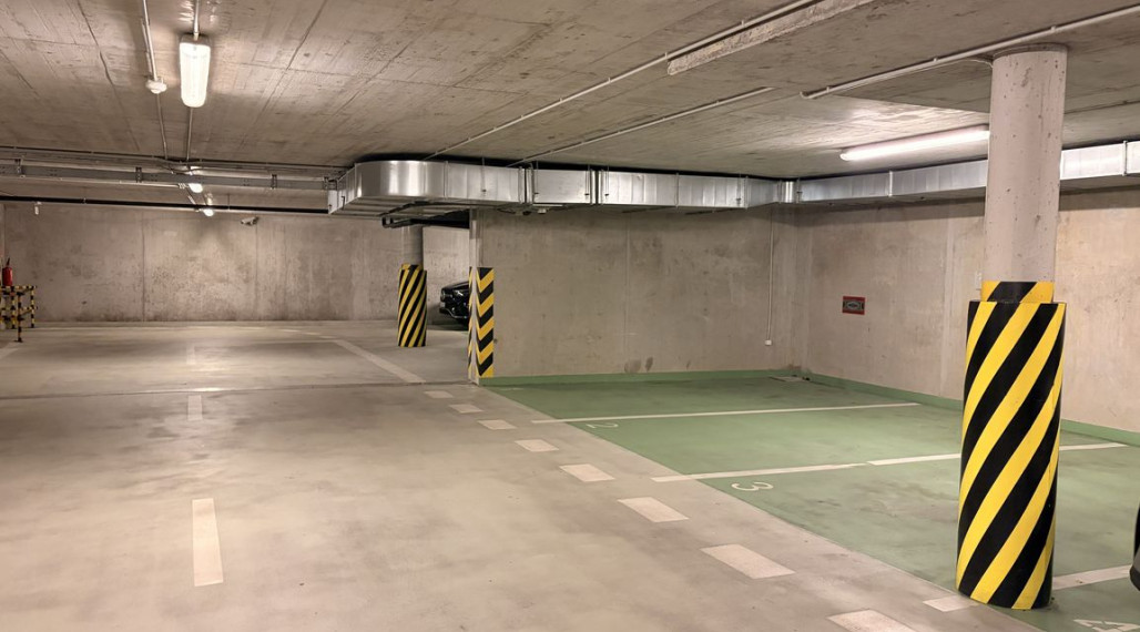 Parkovacie miesto na prenájom - ul. Panenská, Bratislava I 