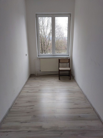 Kancelária na prenájom - Trenčín, Sihoť