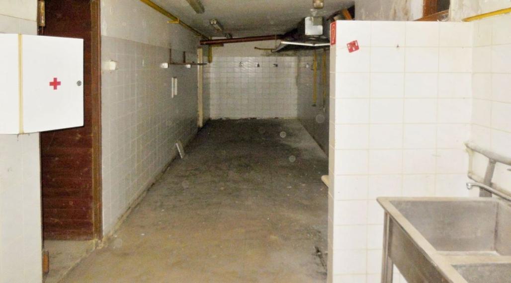 Obchodný priestor – bývalá reštaurácia, Trenčín