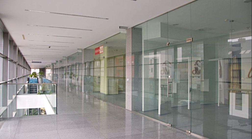 200 m2 Obchodné priestory v polyfunkčnom centre, Trenčín