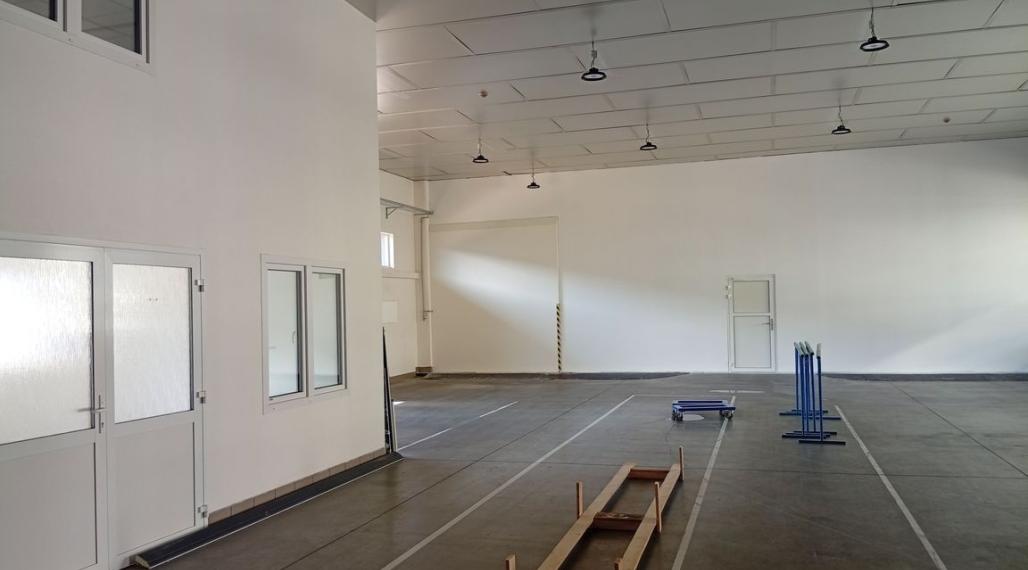Výrobná hala s kanceláriami,  Považská Bystrica